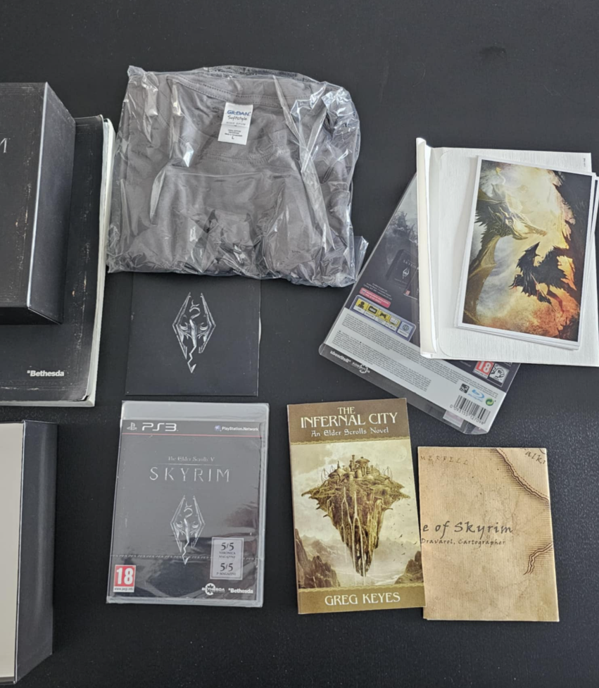Elder Scrolls V Skyrim (Premium Edition + Guide Book)